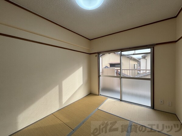 西田マンションの物件内観写真